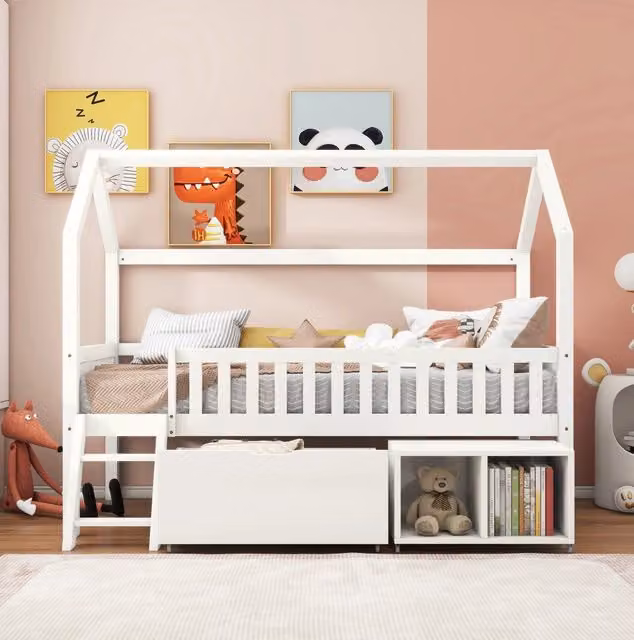 Letto a casetta per bambini 90x200 cm con cassetti e vani in legno massello di pino bianco