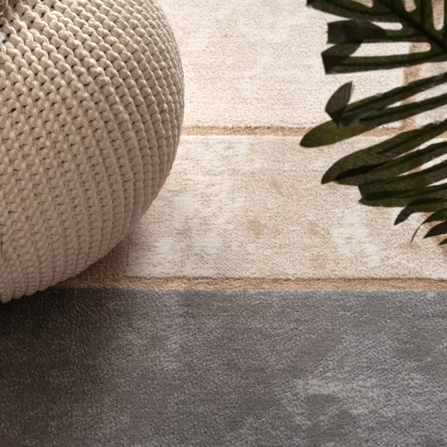 Tappeto Tiana grigio con effetto alto-basso, design geometrico moderno, L: 80 cm, P: 300 cm – 3