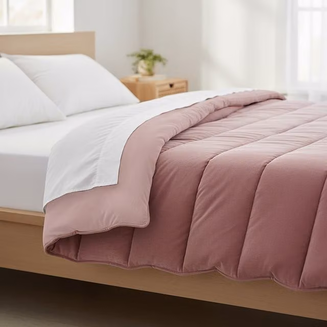 Trapunta matrimoniale Fluffy Kasanova in microfibra reversibile, invernale, malva L: 250 cm x P: 260 cm