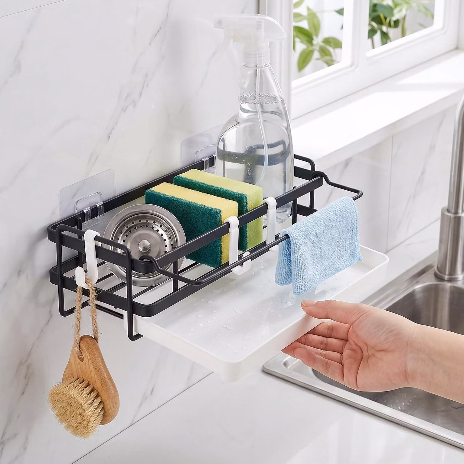 Organizzatore da appendere per il lavello, senza necessità di foratura