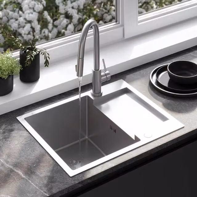 Lavello da cucina in acciaio Rea colore silver con finitura Paul Brush Nickel senza rubinetto – 1