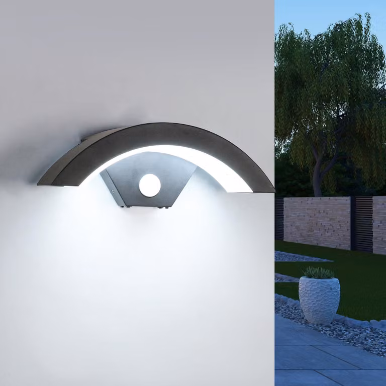 Lampada da parete da 24 W, grado di protezione IP65, con sensore di movimento, 2700 lumen, 6500 K, colore nero