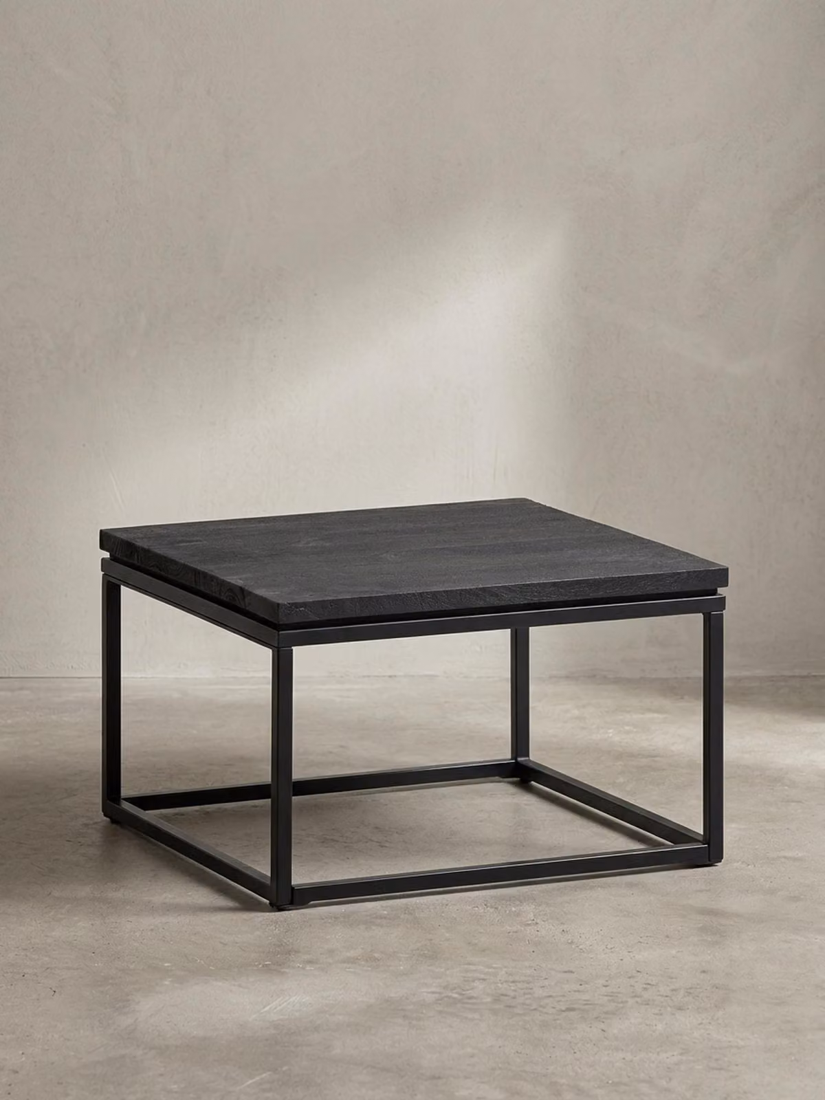 Tavolino da salotto 60x60x35 cm in legno massello di mango / metallo nero Tavolino quadrato, tavolino da salotto di design con venature naturali del legno, tavolino da caffè per soggiorno moderno
