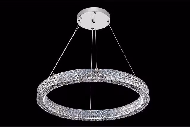 Lampada a sospensione LED Soledad Novecento in metallo e cristallo colore argento cromo con diametro 60 cm
