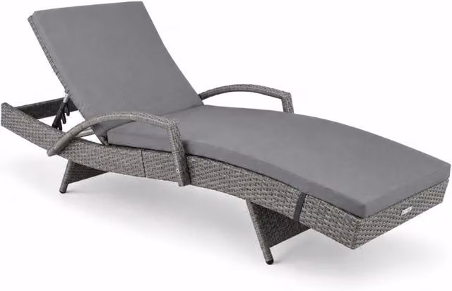 Lettino prendisole Outsunny in polyrattan grigio con schienale regolabile e cuscino imbottito L: 190 cm, P: 62 cm, H: 34 cm