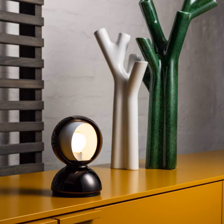 Artemide Lampada da tavolo di design Eclisse, Nero, Soggiorno / Sala da pranzo, Metallo, Design, Lampada da tavolo