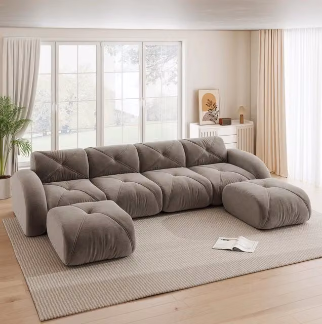 Divano modulare a U 4 posti in ciniglia taupe con 2 pouf HOMVRA