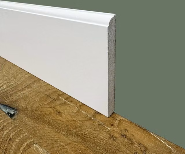 100ml di BATTISCOPA ZOCCOLINO FIRENZE in FIBRA DI LEGNO COMPATTA 120X12 BIANCO