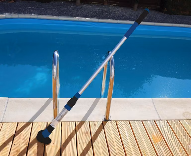 Aspirapolvere per piscine Accu, con asta telescopica e filtro in acciaio inossidabile