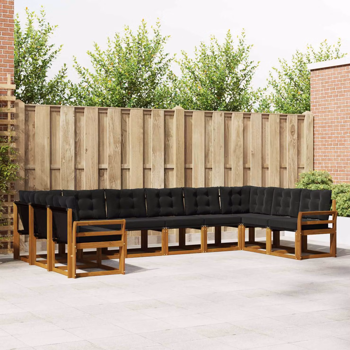 vidaXL Set di divani da esterno a L in legno di acacia con cuscini, colore marrone e nero