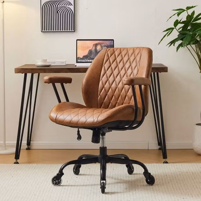 Sedia da ufficio ergonomica in pelle marrone con supporto lombare, braccioli e ruote, L x B x H: 62 x 62 x 96 cm