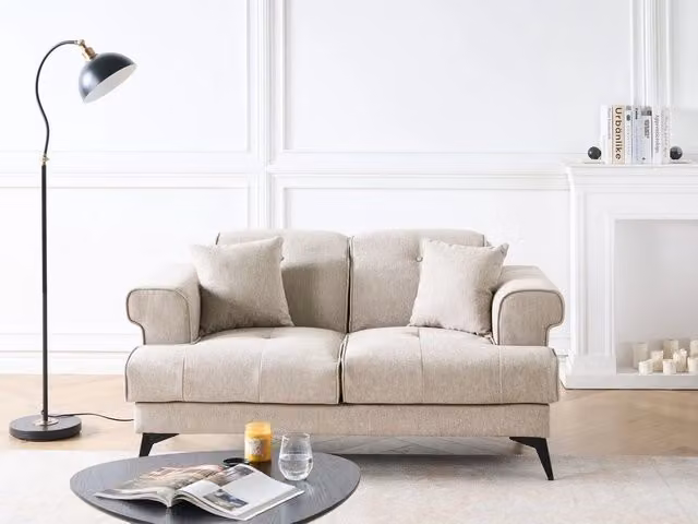 Divano moderno a 2 posti BELIANI in tessuto beige con poggiatesta regolabili e cuscini decorativi inclusi