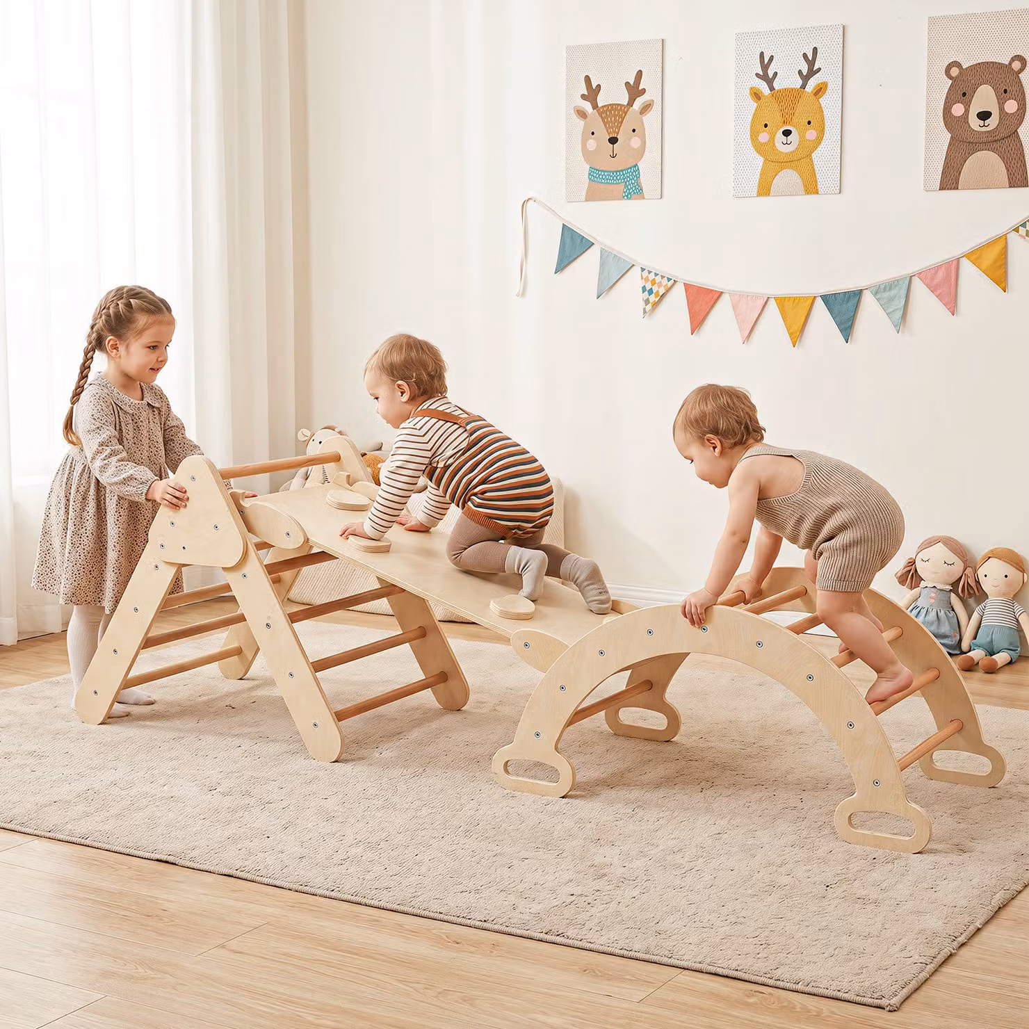 Set Montessori da arrampicata Costway in legno con scala a triangolo pieghevole, arco e cuscino rimovibile, colore naturale