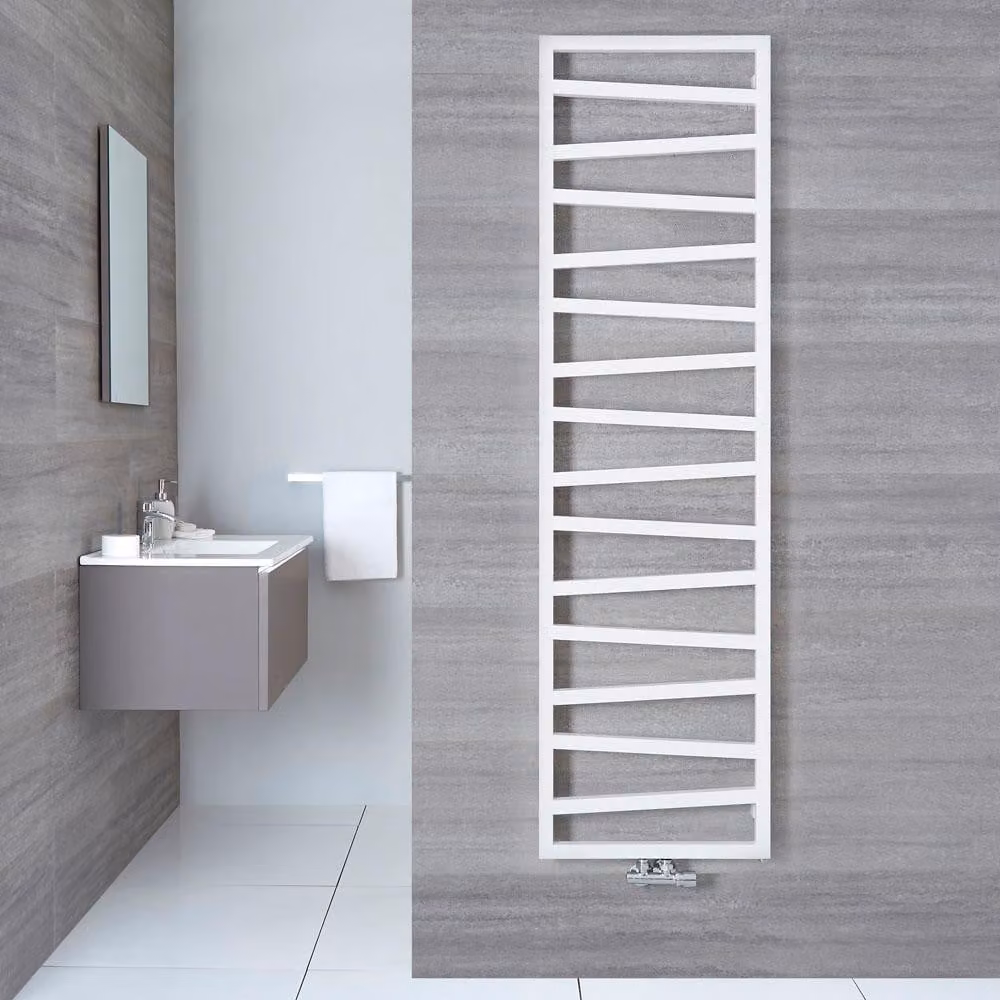 Scaldasalviette Termoarredo Attacco Centrale Bianco 1780x500mm 630W - Alta Resa - Torun