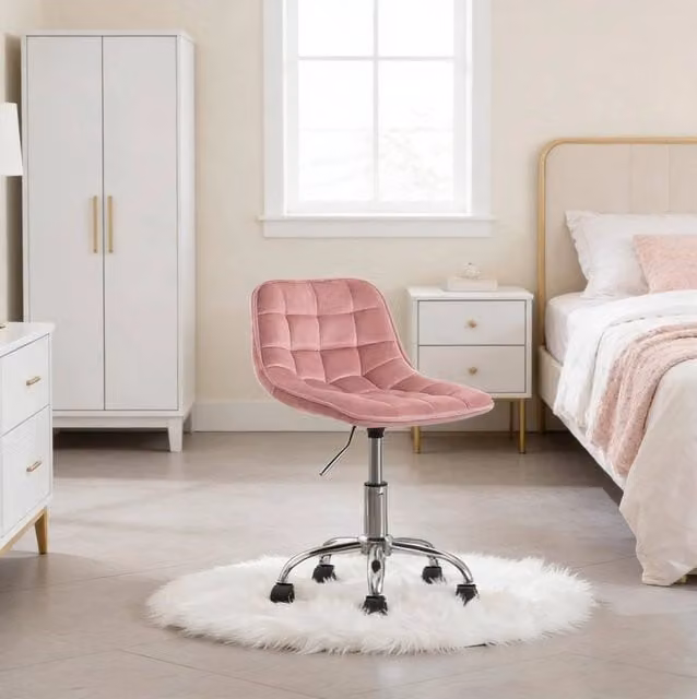 Sedia da ufficio in velluto rosa con seduta girevole e regolabile in altezza 40-47,5 cm