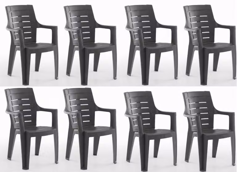Sedie con schienale ergonomico, braccioli, disponibili nei colori nero, marrone e antracite