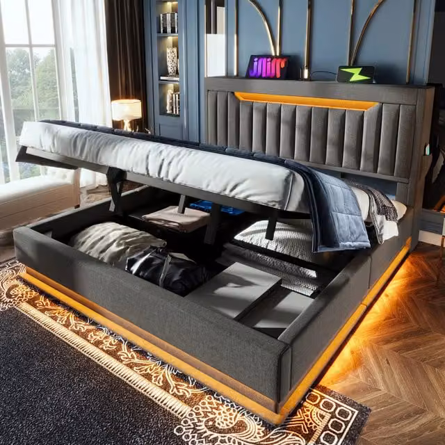 Letto matrimoniale grigio in lino 160x200 cm; letto contenitore idraulico con testiera portaoggetti; prese USB/Type-C e LED