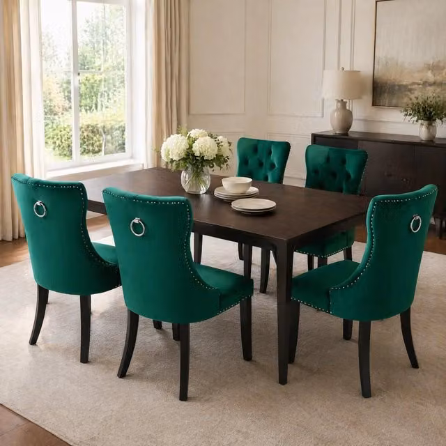 Sedia da pranzo OKWISH in velluto verde con struttura in legno massiccio e schienale alto