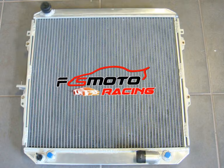 Radiatore in alluminio - Radiatore in alluminio per veicoli Toyota fuoristrada - 570x540x60 mm - Per il raffreddamento del motore
