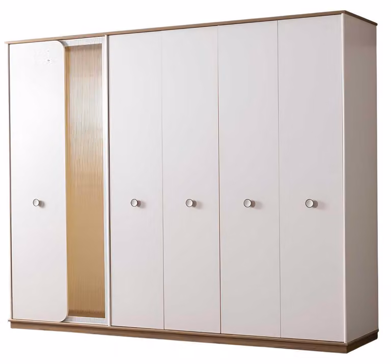 Armadio in stile moderno, colore bianco, nuovo, con vetri, capiente, con appendiabiti