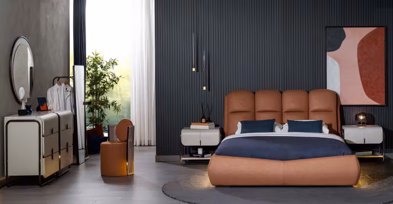 Exklusives Schlafzimmer Set Bett Nachttische Schminktisch und Hocker