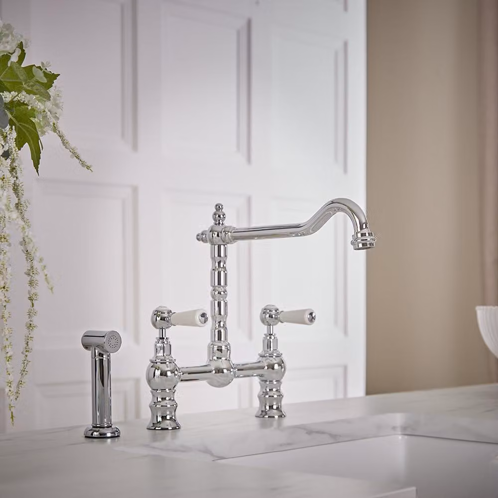 Miscelatore Classico da Cucina a Ponte con Spray Estraibile - Cromato e Bianco - Elizabeth