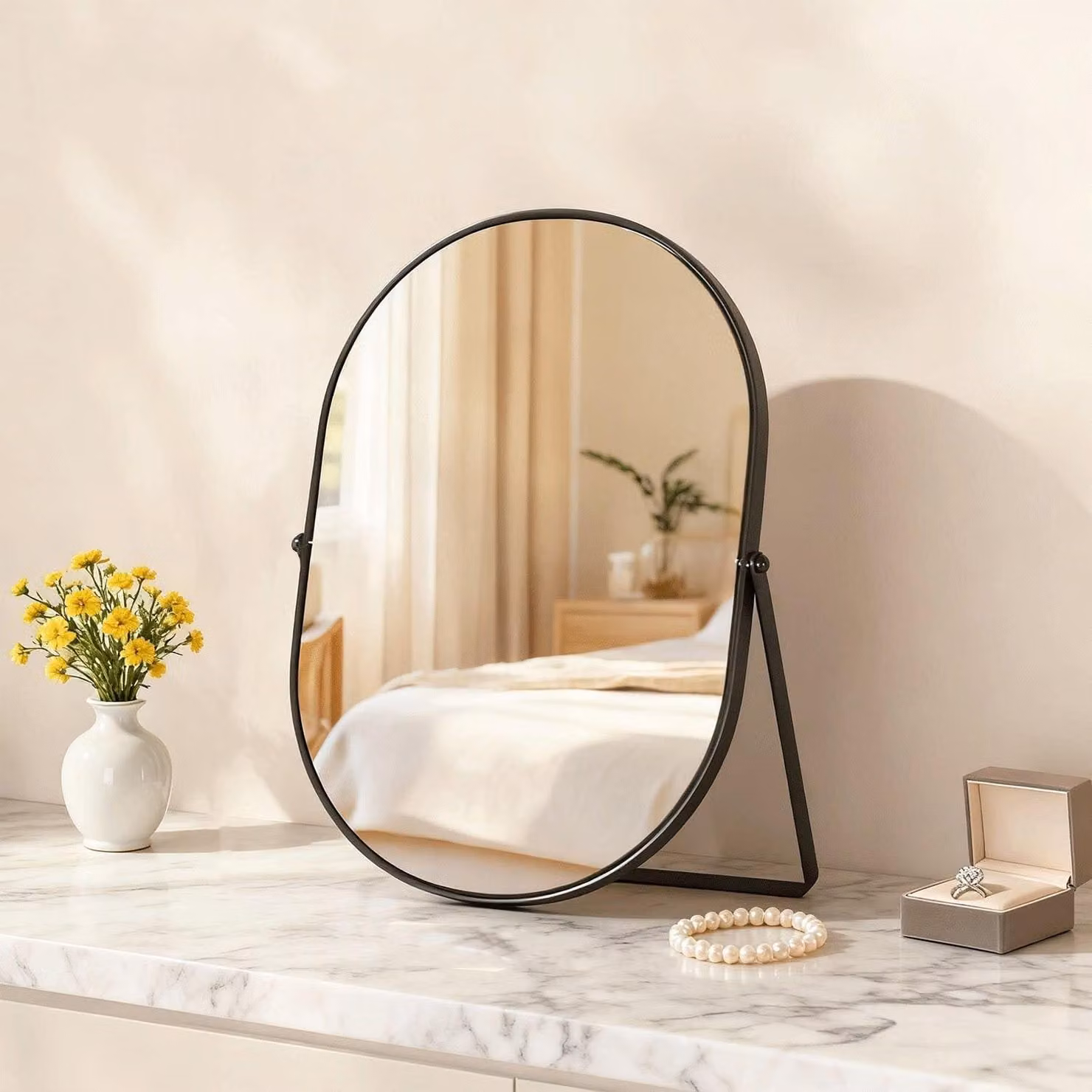 Specchio da trucco ovale con base, colore nero