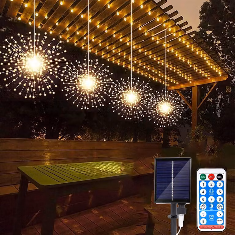 Set di 4 luci decorative solari a forma di fuochi d'artificio, con 480 LED, luce bianco caldo, complete di telecomando