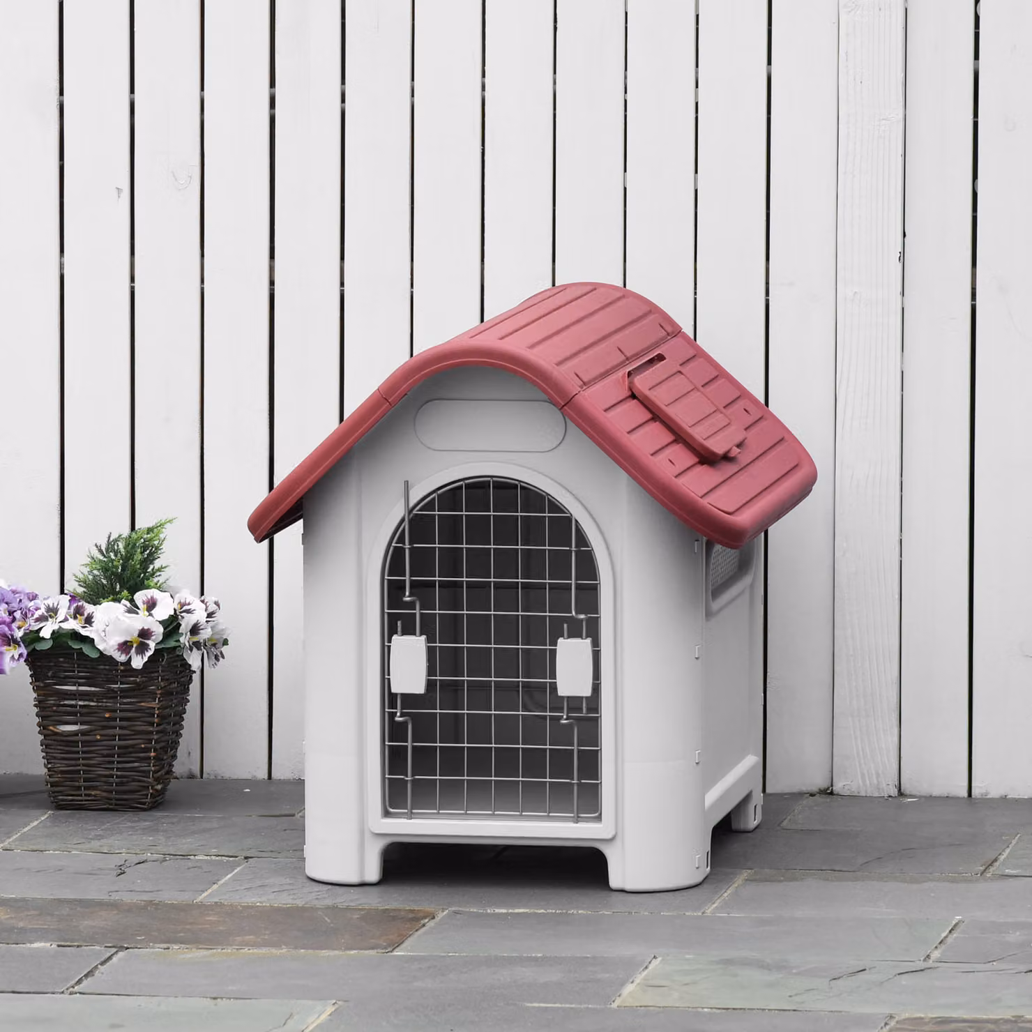 Cuccia per cani PawHut per interno ed esterno con doppia porta in metallo e multi-ventilazione, colore rosso, L 59 cm x P 75 cm x H 66 cm – 2