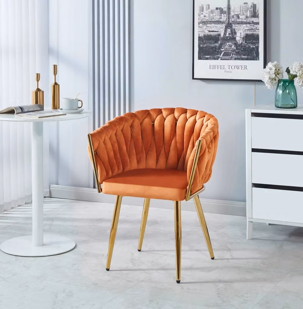 Poltrona in velluto arancione con design moderno e gambe in metallo placcato oro per salotto, cucina o camera da letto, Il Gruppone Passione Casa – 2