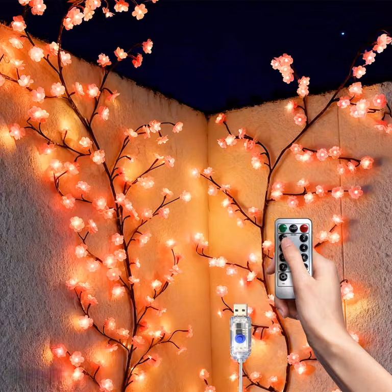 Catena luminosa a forma di fiori di ciliegio, lunghezza 1,2 metri, 48 LED, con telecomando
