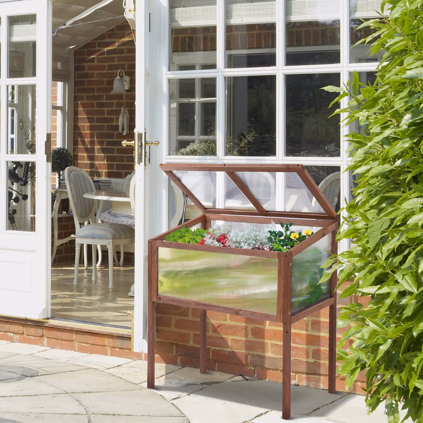 Mini Serra da Giardino Outsunny in Legno e Policarbonato Marrone con Tetto Apribile, L: 90 cm, P: 50 cm, H: 93 cm – 2