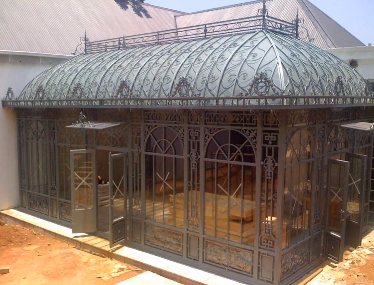 Casa Padrino Luxury Art Nouveau Garden House Verde / Marrone 849 x 459 x H. 520 cm - Padiglione da giardino in ghisa - Serra - Nobile & Magnifico