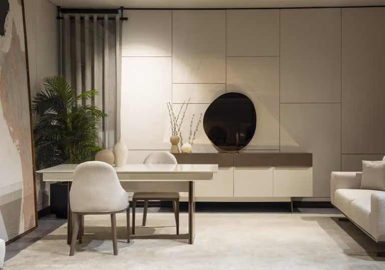 Mobili da cucina alla moda Tavolo da pranzo di design 4x sedie in tessuto Credenza elegante