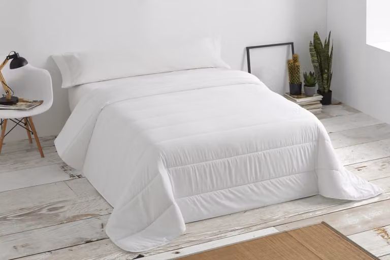 Copertura per letto, 155x220 cm, 270 g/m², colore bianco, per camera da letto