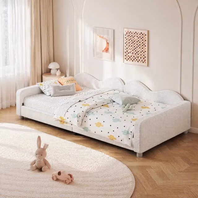 Divano letto Mivray moderno in tessuto bouclé bianco con braccioli e rete a doghe L/P/H: 90 x 200 cm
