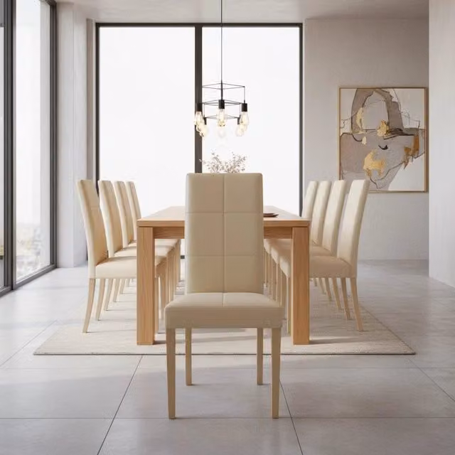 Set di 2 sedie Giada in similpelle beige con gambe in legno di faggio per cucina e soggiorno