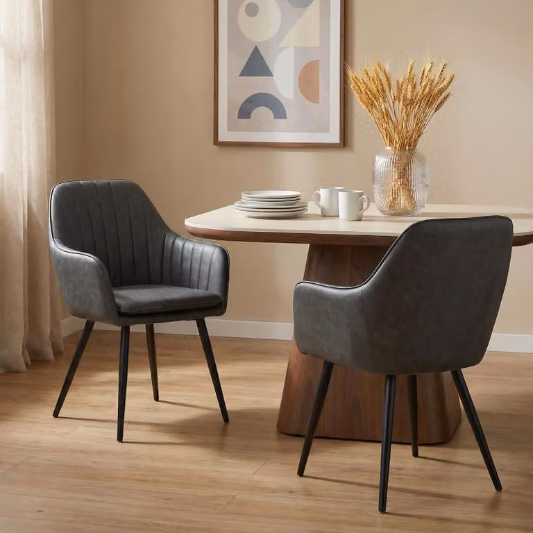 Set da 2 sedie da pranzo ETTA, grigio - Sedie imbottite con rivestimento in ecopelle, sedie da pranzo dal design ergonomico con robusta struttura in metallo, facilmente abbinabili [portata massima 120 kg]