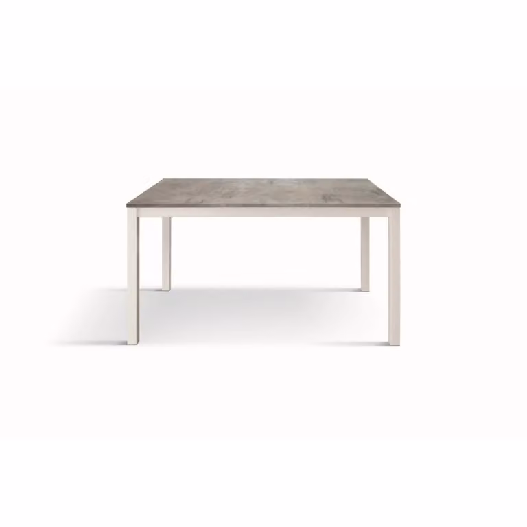 Tavolo TROPEA in legno, finitura grigio cemento e base in metallo verniciato bianco, allungabile 120×80 cm – 170×80 cm