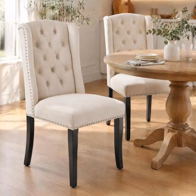 Set di 2 sedie da pranzo in velluto beige con gambe in rovere e schienale capitonn¨¦