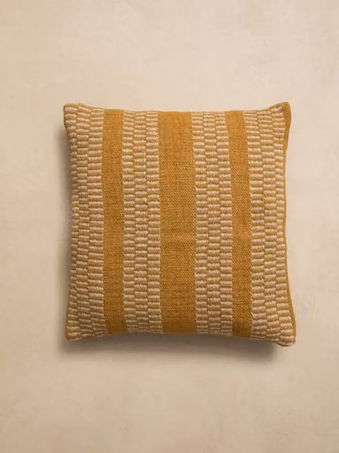 Cuscino quadrato Maya Kenay Home in cotone giallo senape, L 45 x P 45 x H 45 cm