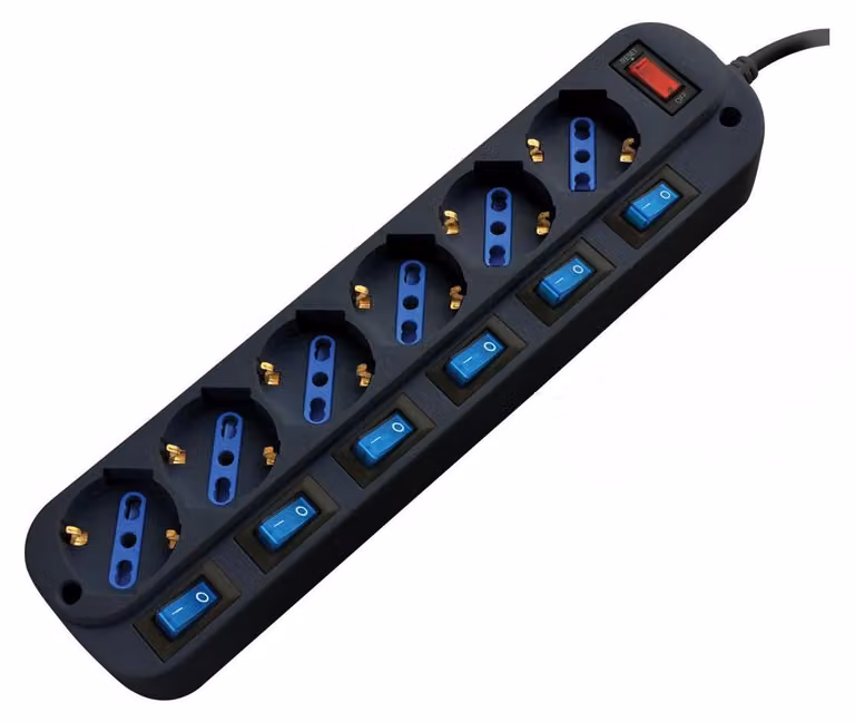 Alcapower Multipresa 6 Posti Bipasso Schuko con Interruttore Generale e 6 Interruttori Indipendenti, Cavo 1.5m, Protezione Sovraccarico, Colore Nero
