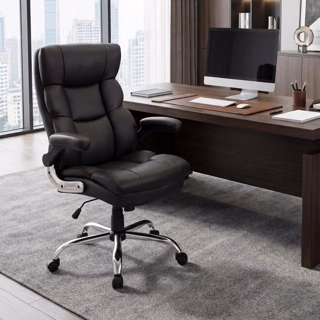 Sedia da Ufficio Ergonomica Costway Nera in Finta Pelle con Braccioli Ribaltabili e Ruote, Girevole a 360 Gradi per Ufficio e Soggiorno, Portata 125 kg – 2