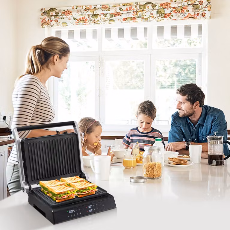 Costway Pressa elettrica per panini 3 in 1 con piastre antiaderenti da 4 fette e timer, Nero