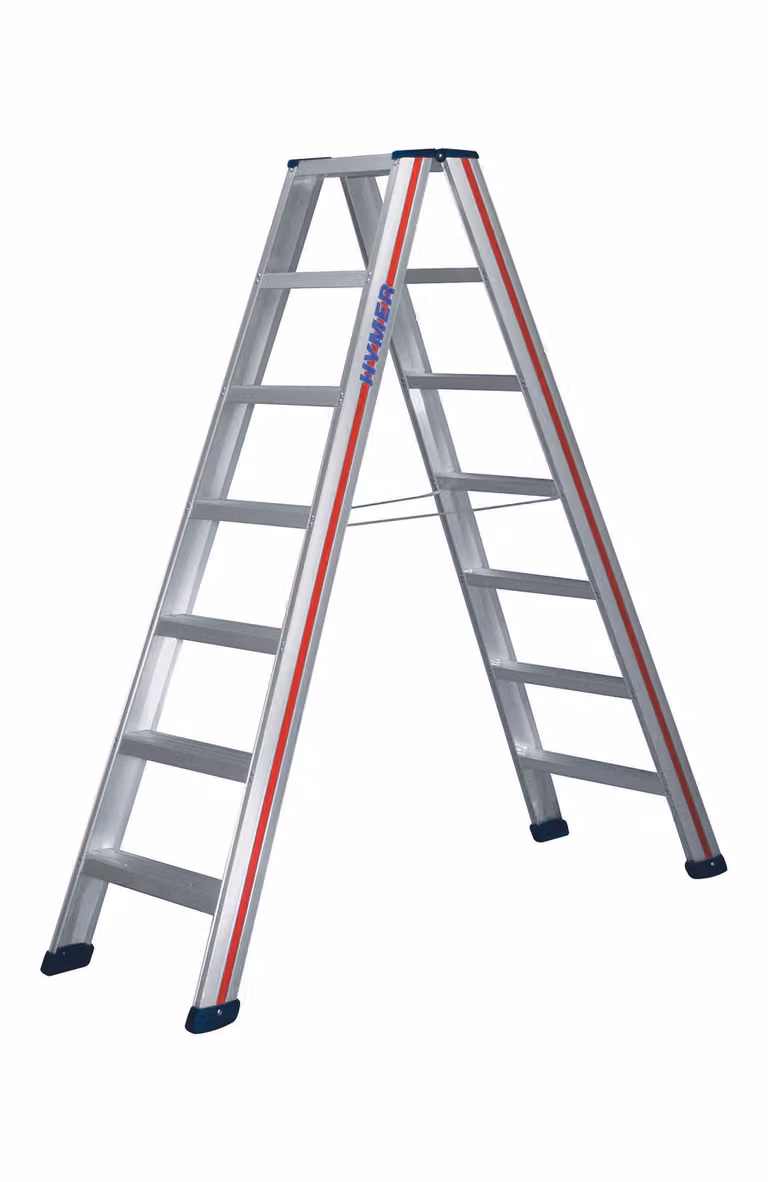 Scaletta Hymer, accesso bilaterale, 2x5 gradini, altezza di abbassamento 1,15 m, altezza di sbraccio 2,67 m, peso 6,9 kg