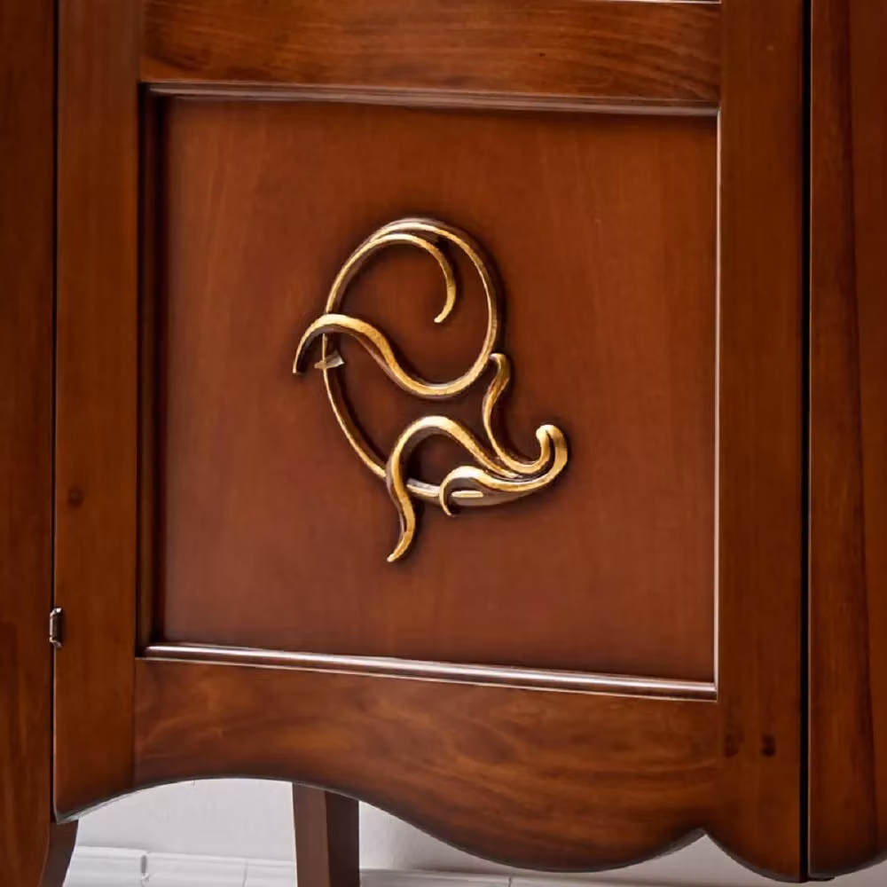Vetrina in legno stile arte povera con ante in vetro Mobili 2G, colore noce e oro, L: 130 cm, P: 50 cm, H: 212 cm – 4