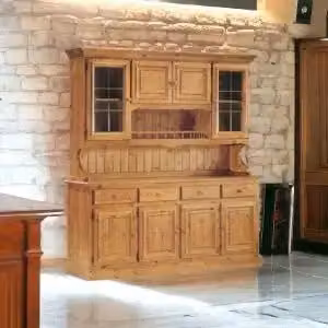 Credenza cristalliera KIVIO in legno di pino colore marrone con ante in vetro e ripiani interni L/P/H: 198 x 43 x 204 cm