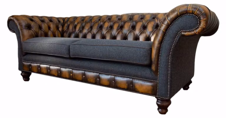Dreisitzer Luxus 3 Sitzer Couch Polster Klassisch Sitz Wohnzimmer Möbel