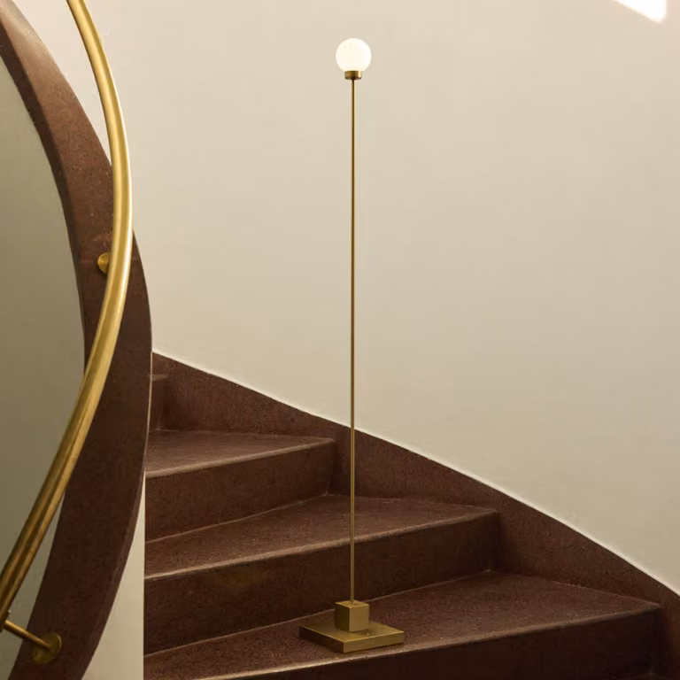 Northern Lampada da terra di design Snowball, dimmerabile, Ottone / Oro, Soggiorno / Sala da pranzo, Metallo, Design, Lampada da terra