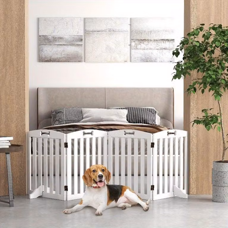 Cancello per cani bianco – Porta pieghevole autoportante con 4 pannelli – Piedini antiscivolo per cani di taglia media